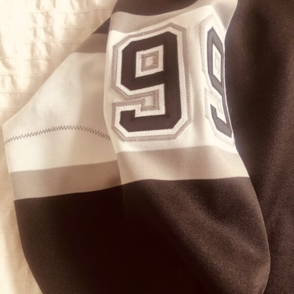 AUTHENTIC GRETZKY LA KINGS JERSEY - Picture 9 of 13